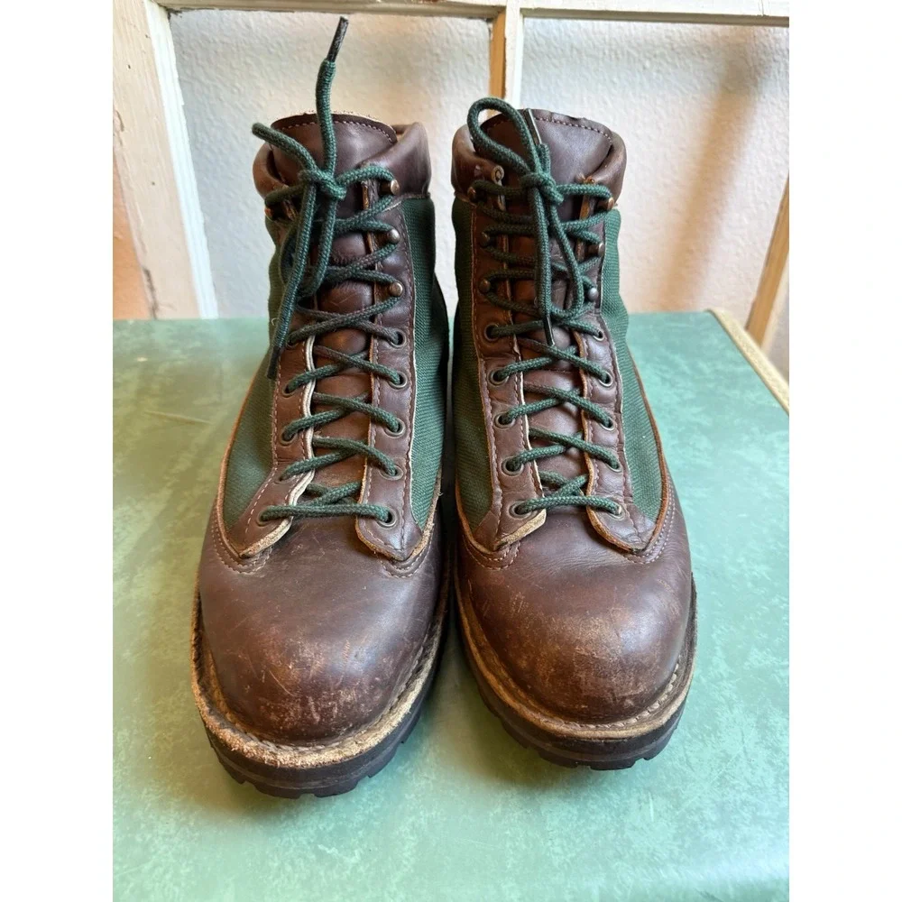 VTG 90s Danner Light 33200 Gore-Tex Hiking Boots Brown Green USA Made Gorpcore